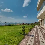Apartcomplex Golden Bay ラヴダ