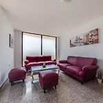 Apartcomplex Golden Bay アパートホテル *