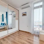 Apartcomplex Golden Bay アパートホテル ラヴダ