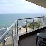 アパートホテル Apartcomplex Golden Bay ラヴダ