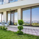 アパートホテル Apartcomplex Golden Bay