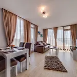 Apartcomplex Golden Bay