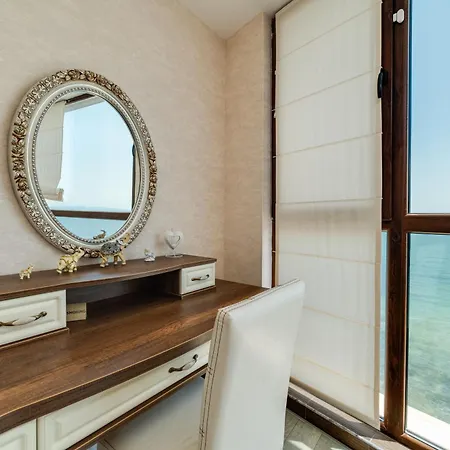 アパートホテル Apartcomplex Golden Bay *