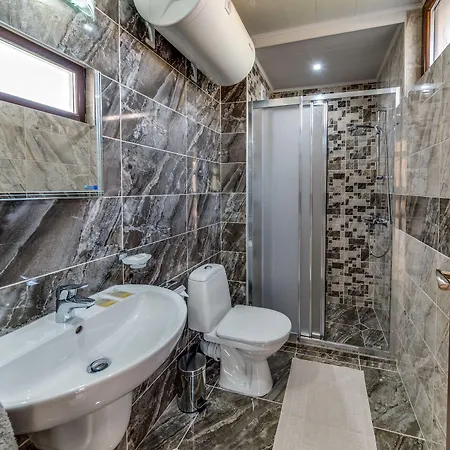 Apartcomplex Golden Bay Aparthotel