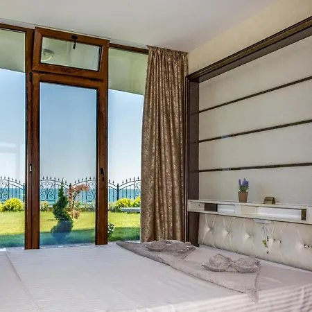 Apartcomplex Golden Bay