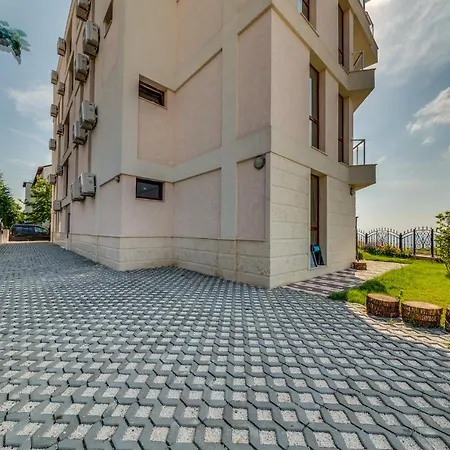 Apartcomplex Golden Bay מלון דירות