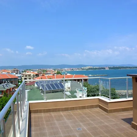 Aparthotel Apartcomplex Golden Bay *