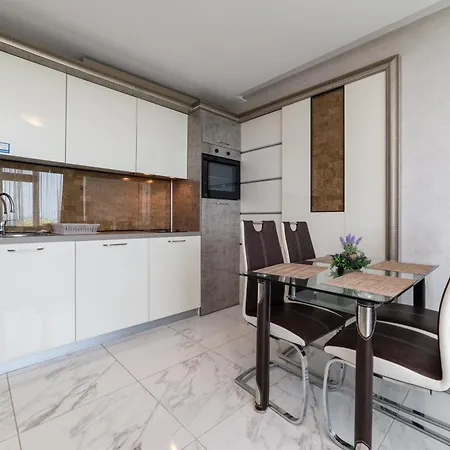 Apartcomplex Golden Bay Ravda
