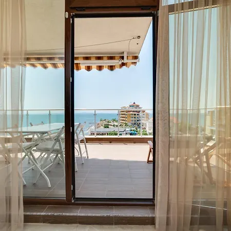 Apartcomplex Golden Bay Aparthotel
