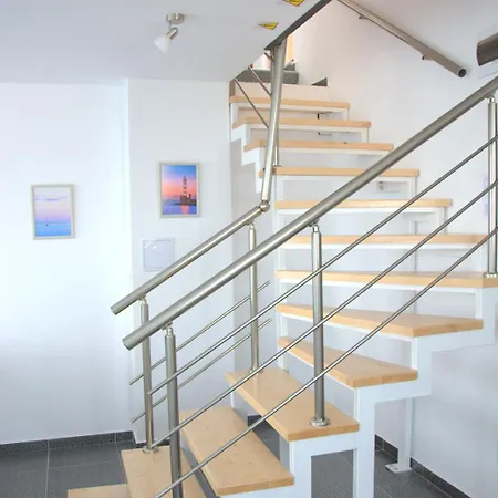 Apartcomplex Golden Bay Aparthotel