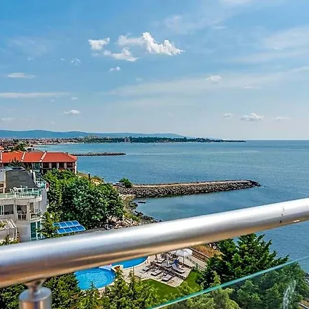Apartcomplex Golden Bay Apart Otel